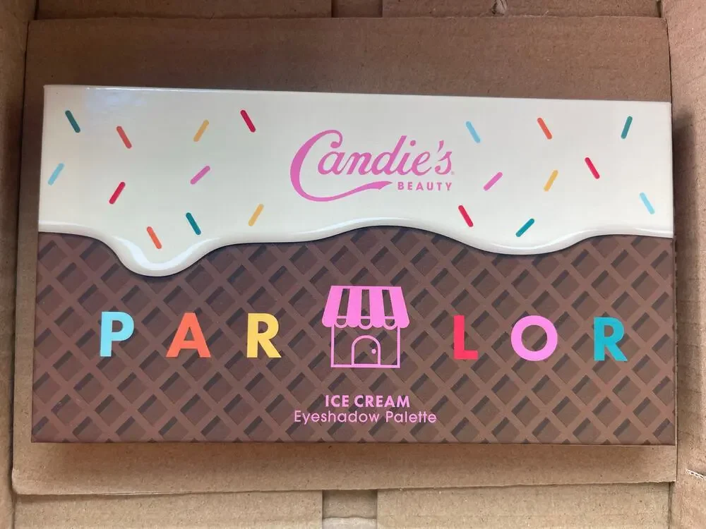 NWT Candie's Beauty eyeshadow pallet